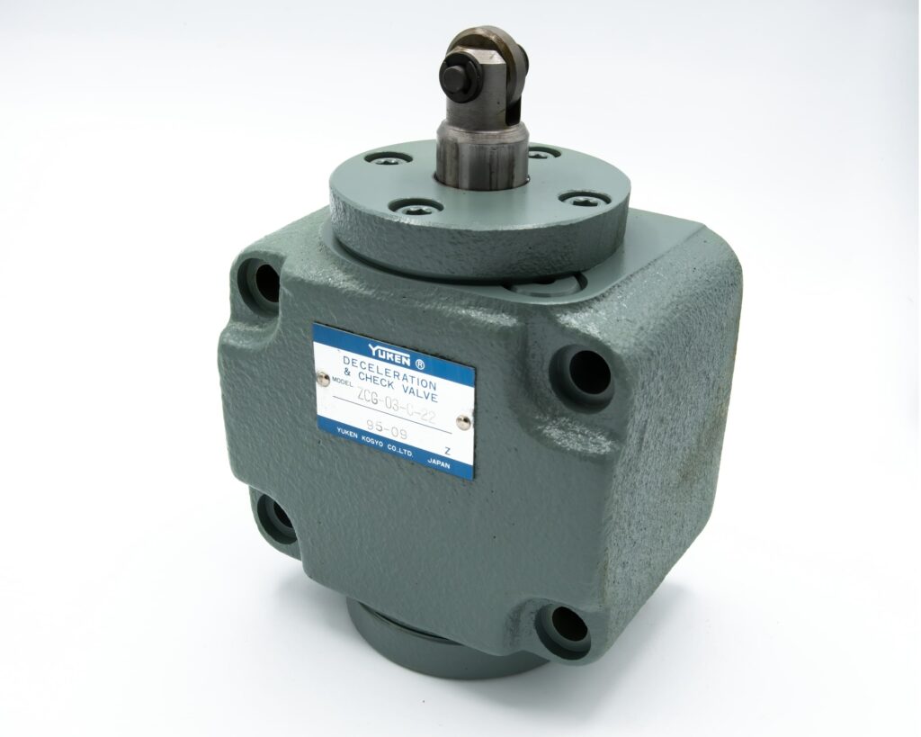 Deceleration Valves with check - Yuken Hydraulic Specialists